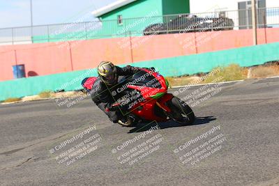 media/Oct-15-2022-TrackXperience (Sat) [[8f70b8b0be]]/Group 2/session 2 turn 3 and 4/